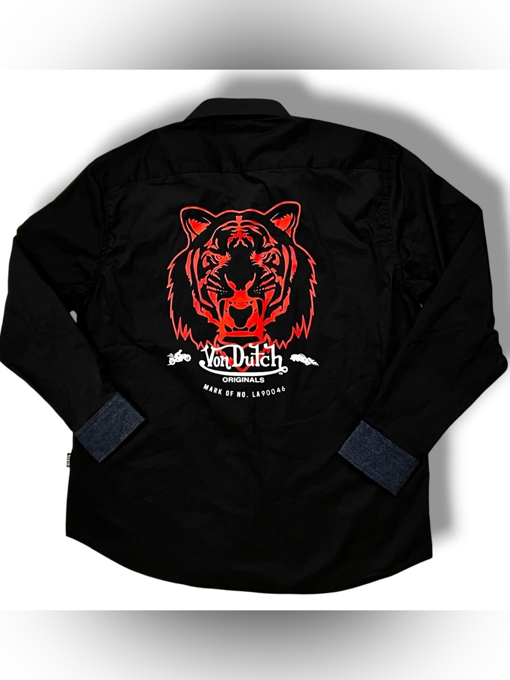 Von Dutch Originals Black Button Up Shirt Long Sleeve Graphic Men’s L - NWOT D-3